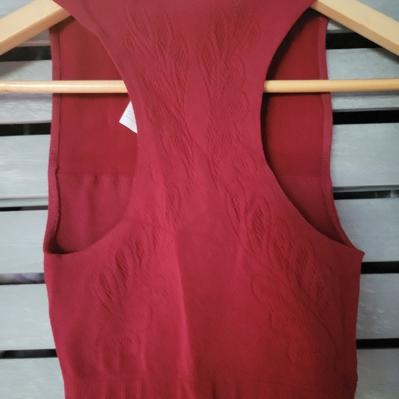 Fabletics Stevie SculptKnit Bra - Red, Size XS, NWT! - Picture 4 of 7